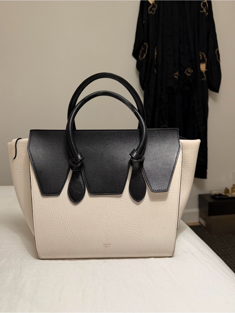 Celine Phoebe Philo Two-Tone Tie Knot Leather Tote โ Black & Cream